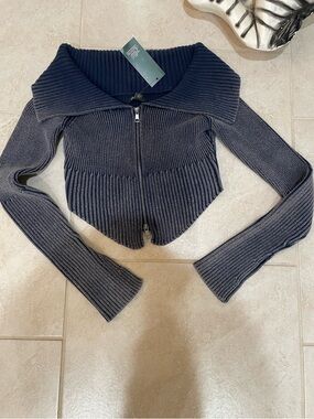 NWT Wild Fable Navy Wide Off shoulder Cropped ribbed front zip Sweater Top NEW